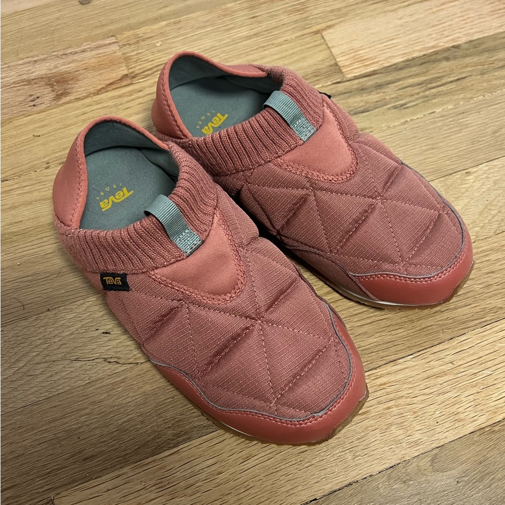 Teva ReEmber Moc Women’s Size 8